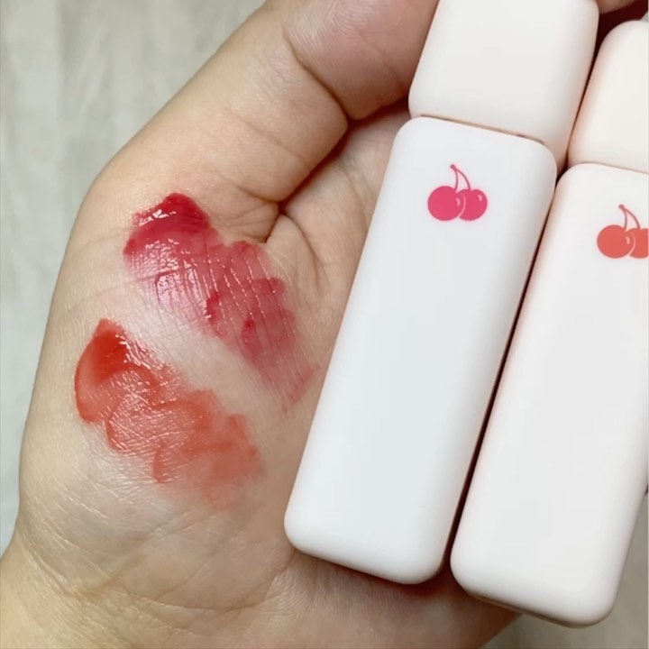 チューインガムベルベットティント/KIRSH(キルシー)/リップティントの動画クチコミ3つ目