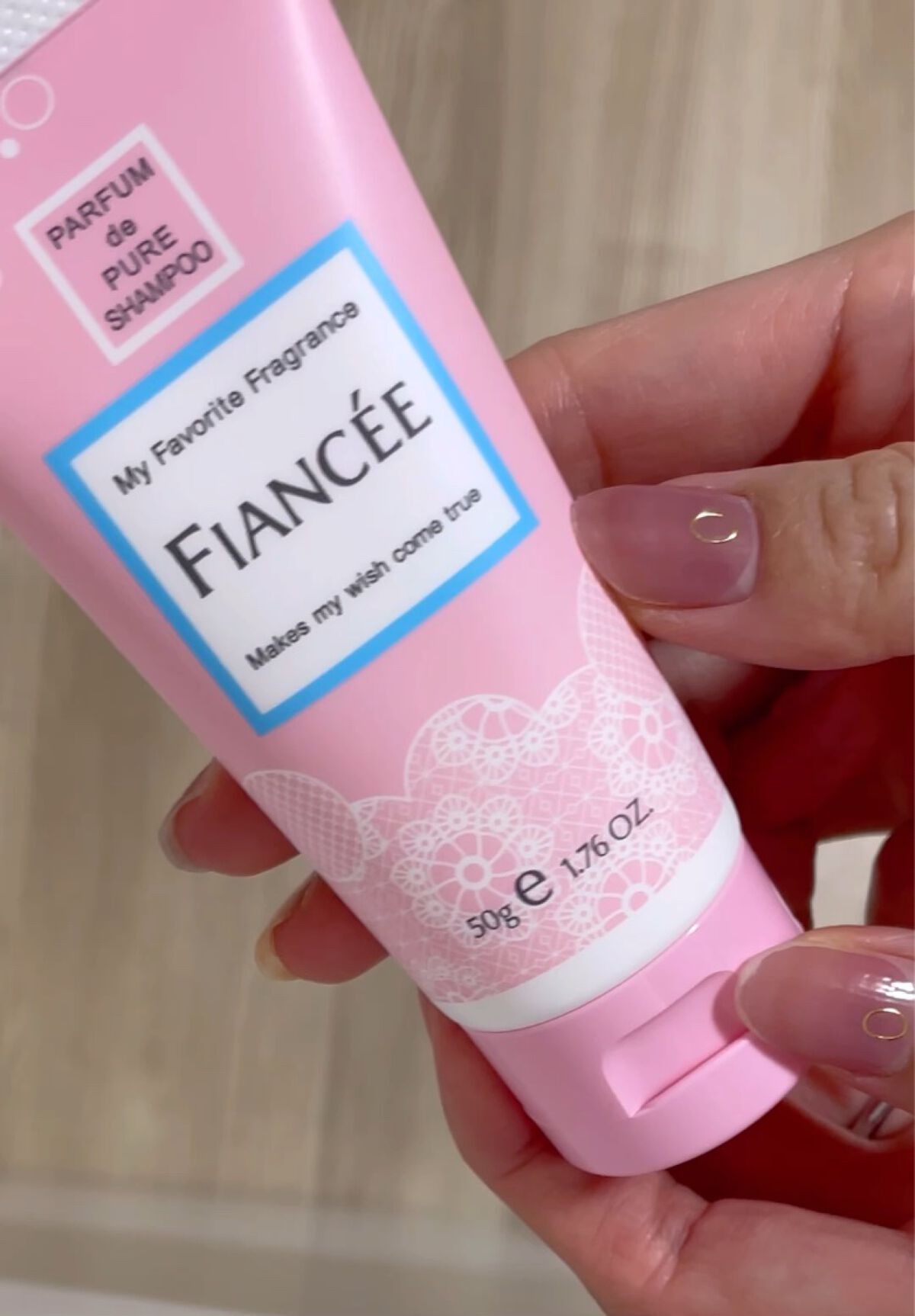 ハンドクリーム ピュアシャンプーの香り/フィアンセ/ハンドクリームを使ったクチコミ（2枚目）