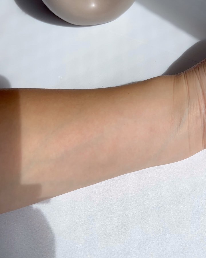 ラメライナー/アイホリック/リキッドアイライナーの動画クチコミ5つ目