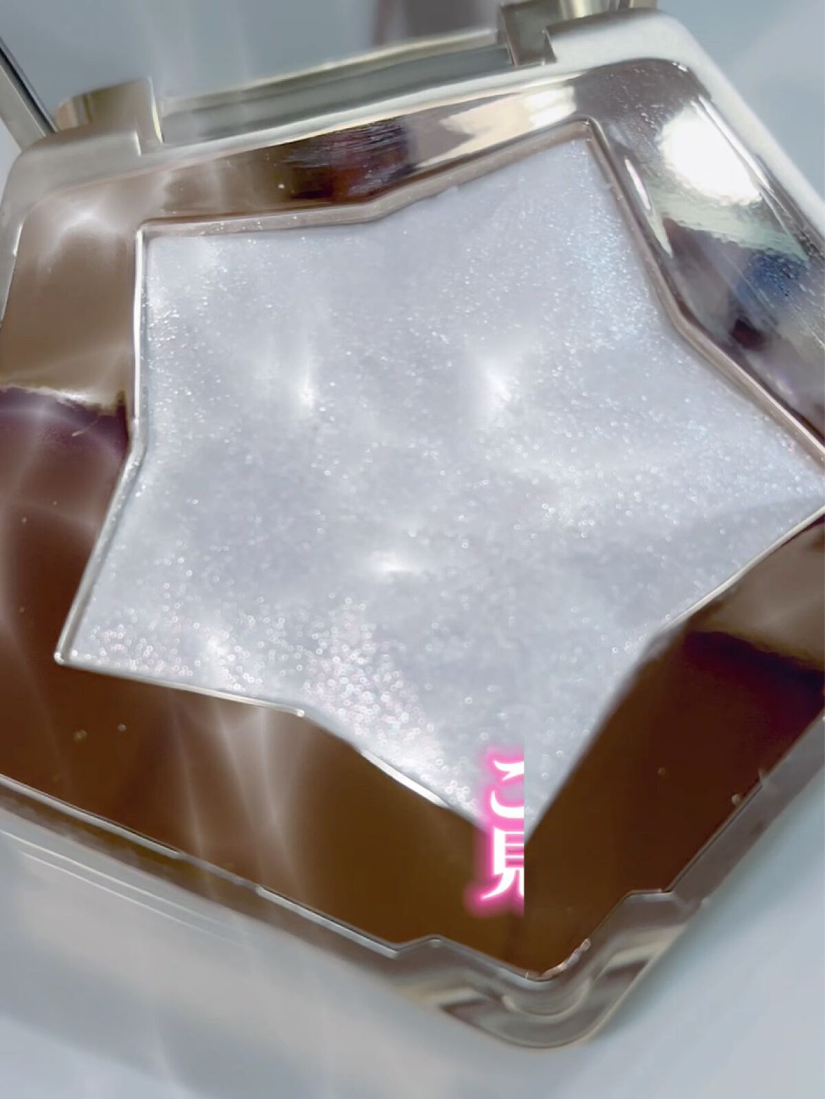 スターダストダイヤモンドハイライトパウダー/PERFECT DIARY/パウダーハイライトを使ったクチコミ（1枚目）