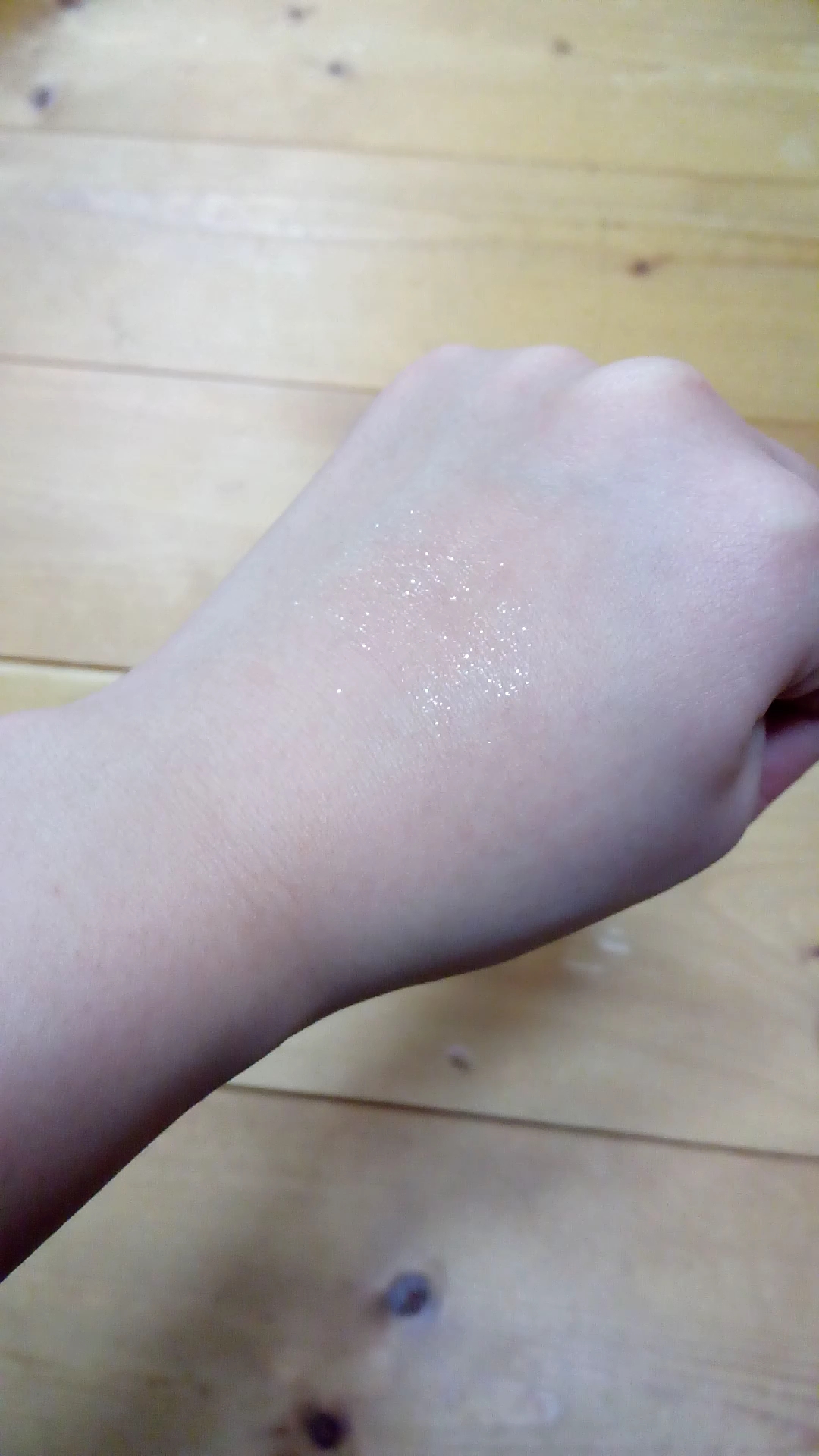 プリズム パウダーアイカラー/リンメル ロンドン/単色アイシャドウを使ったクチコミ（3枚目）