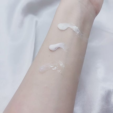 プルント モイストケア美容液ハンドクリーム/Purunt./ハンドクリームを使ったクチコミ(3枚目)