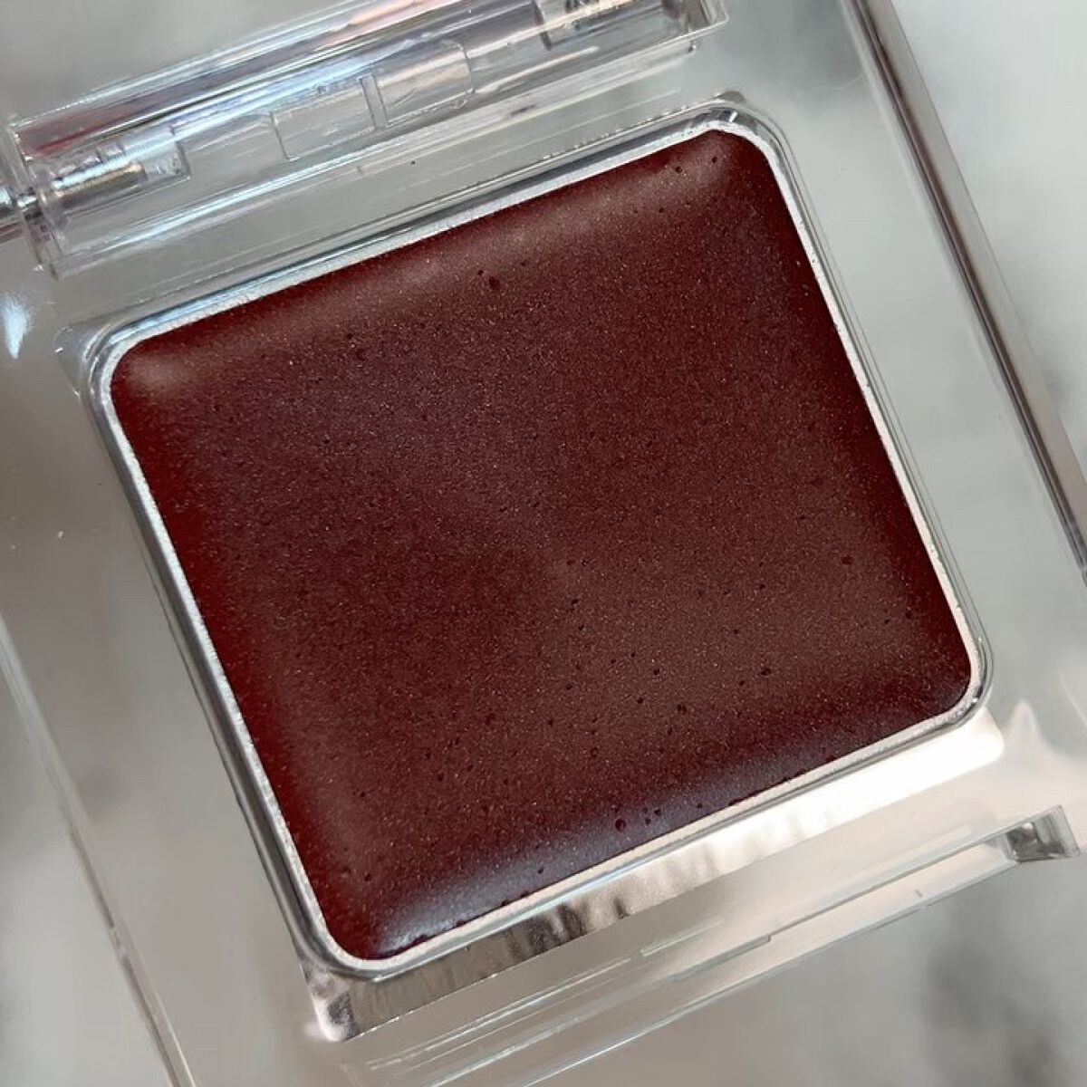 マルチカラー/(NM)/単色アイシャドウの動画クチコミ1つ目