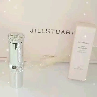 ほんとに  この色  かわいい～です💕

JILL STUART

もて唇
かわいい
清楚
つや感

娘💗からのプレゼント

#JILLSTUART
#ジルスチュアートルージュ リップブロッサム  #ジ