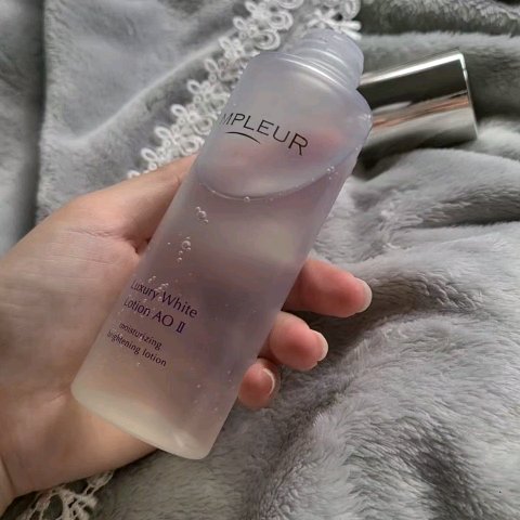 ラグジュアリーホワイト ローションAO II/アンプルール/化粧水を使ったクチコミ（3枚目）