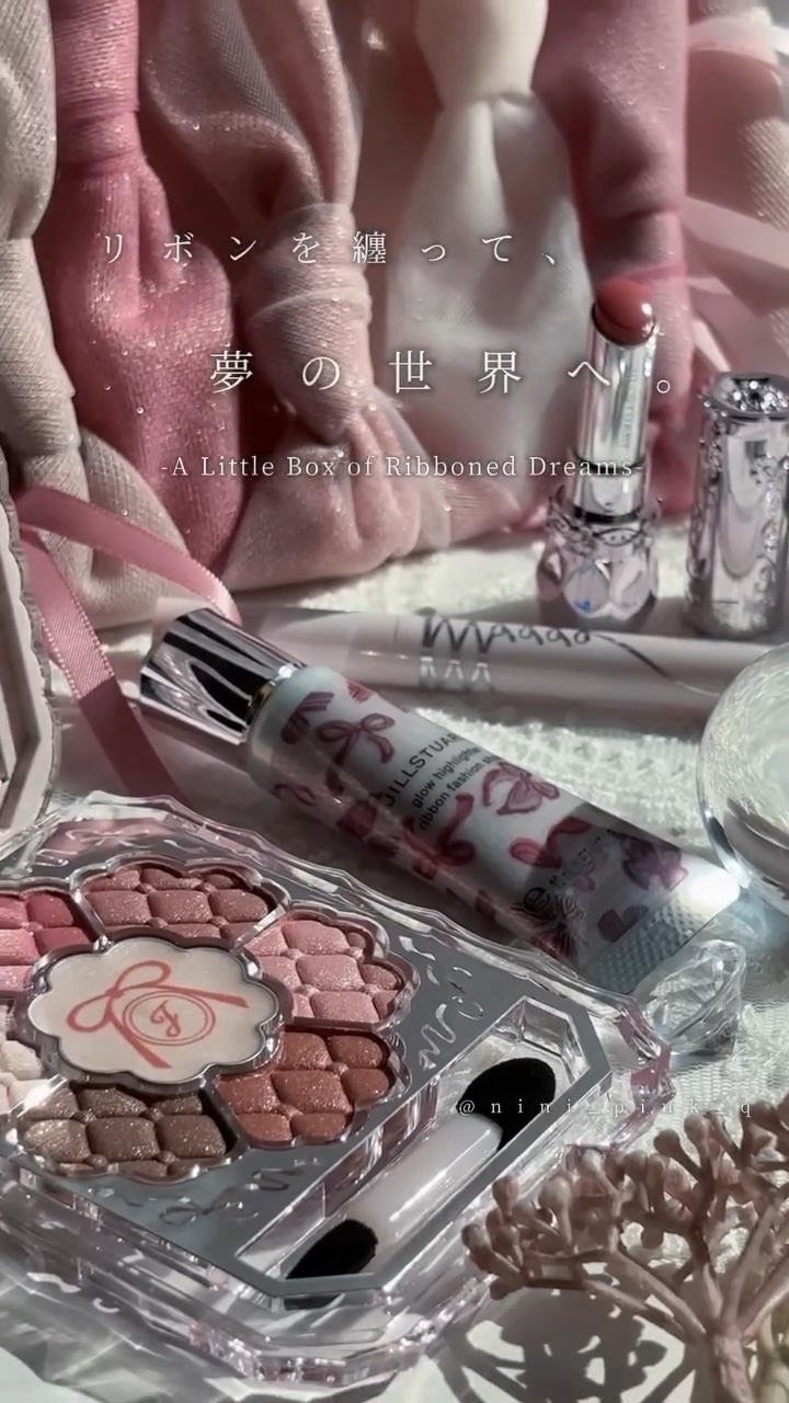 リボンを纏って夢の世界へ-Video-
────────────
JILL STUART
Holiday Limited Coffret
🎀 ribbon fashion show collection 🎀
────────────

