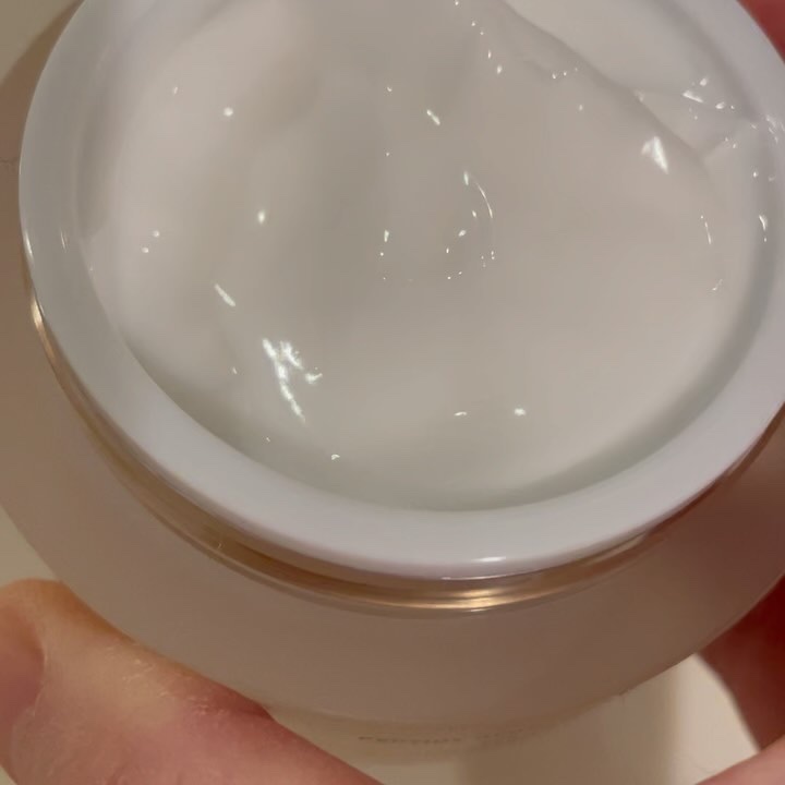 ペプチドハイドレーティングクリーム/favs/フェイスクリームを使ったクチコミ（3枚目）