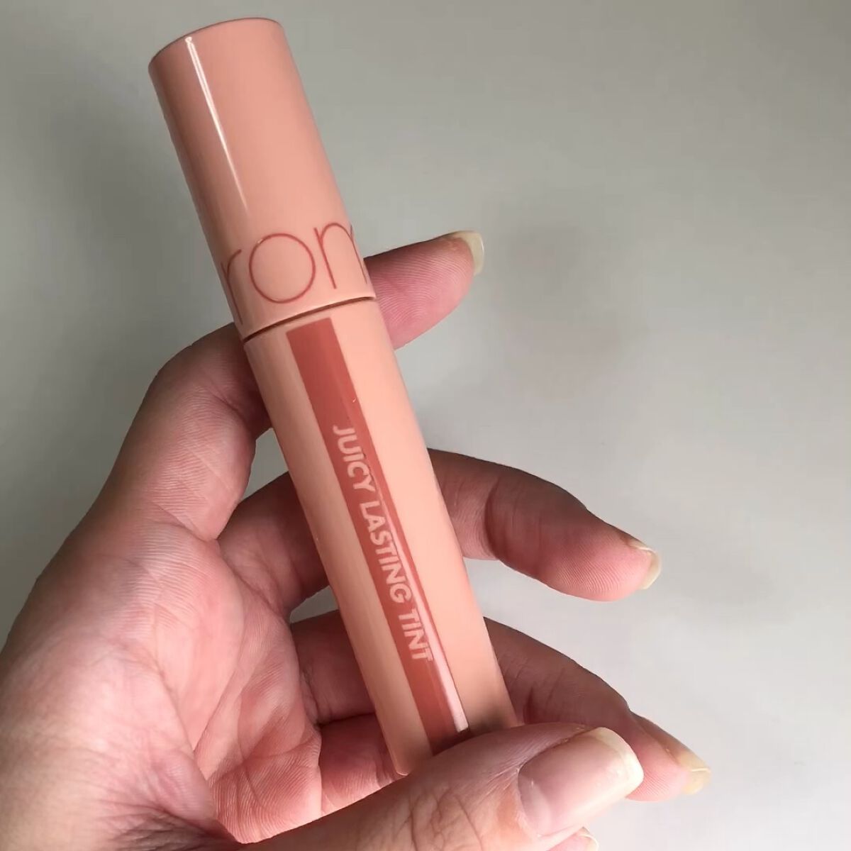 ジューシーラスティングティント/rom&nd/リップティントを使ったクチコミ（1枚目）