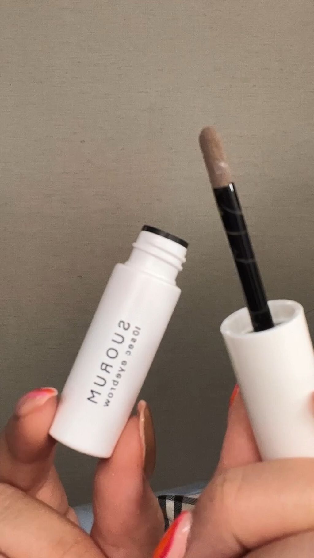 SUORUM 10sec eyebrow/SUORUM/パウダーアイブロウの動画クチコミ2つ目