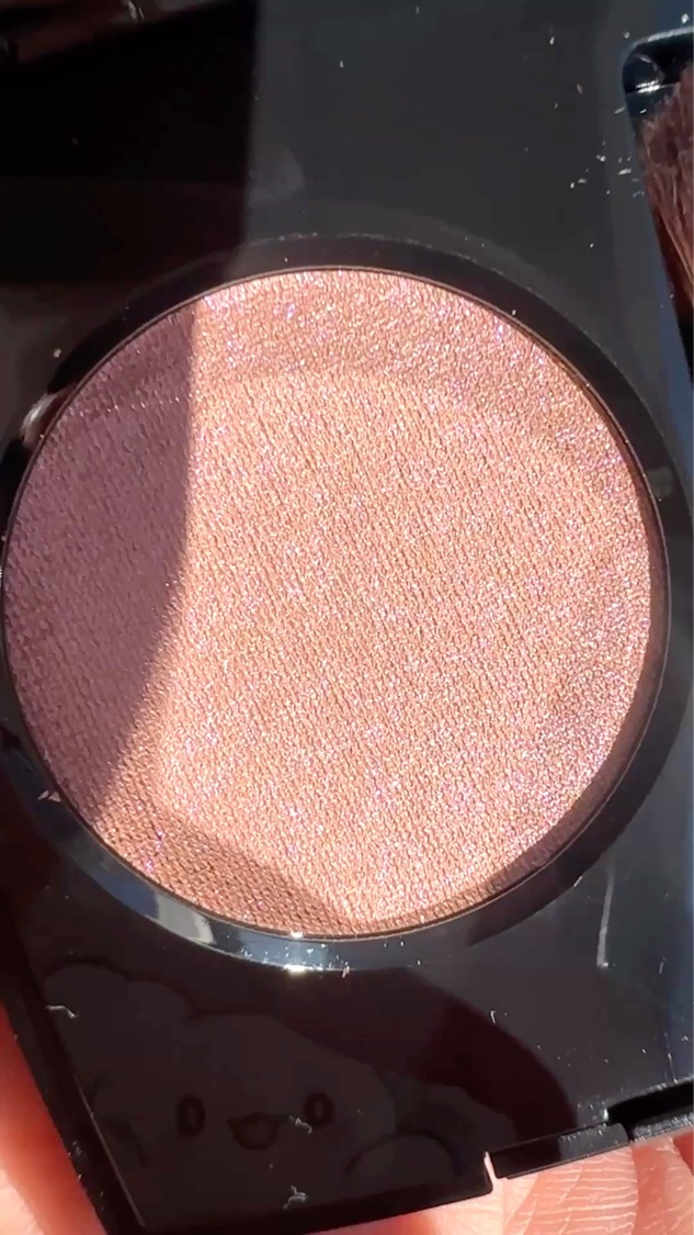 ルージュ アリュール ヴェルヴェット/CHANEL/口紅の動画クチコミ1つ目