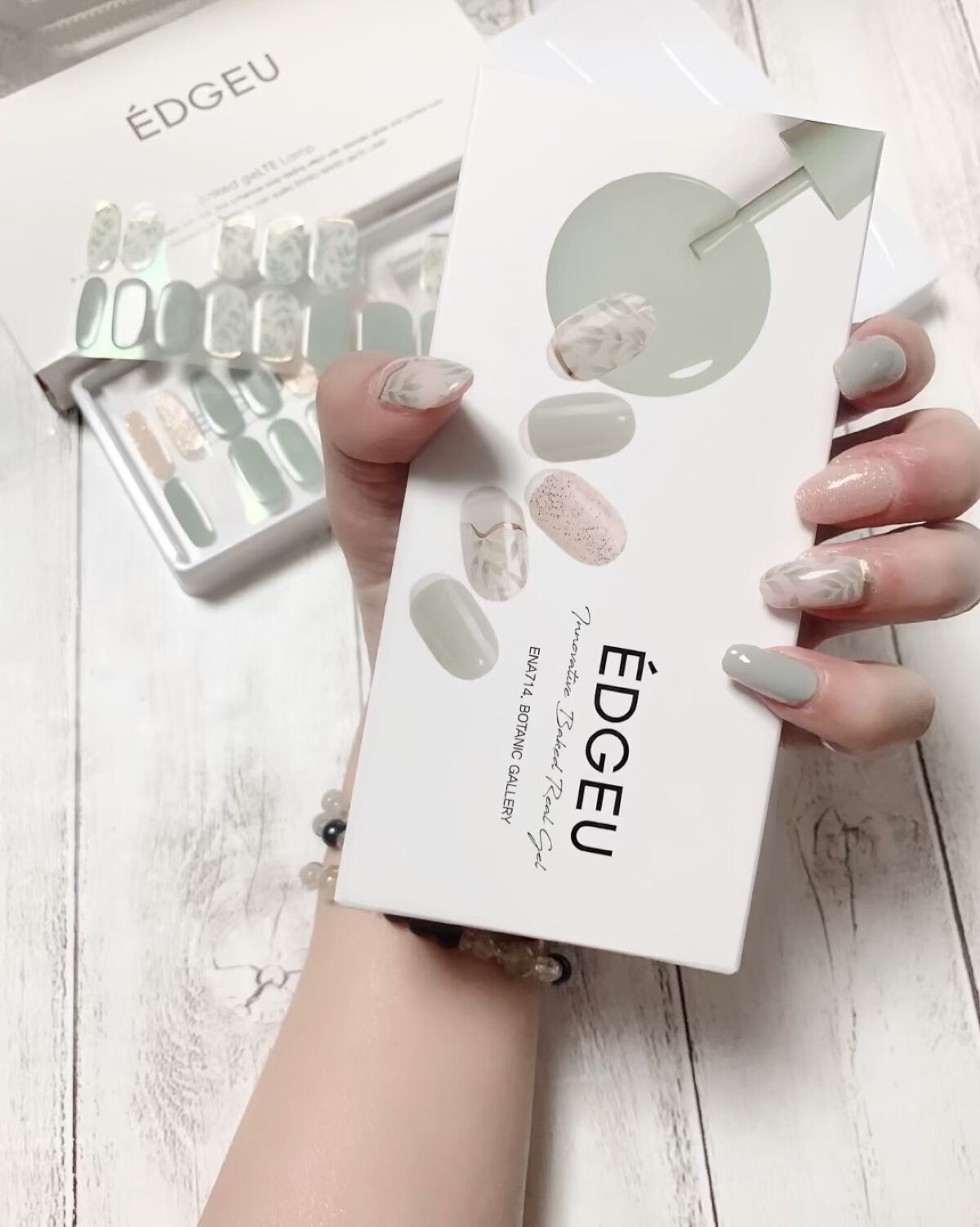 EDGEU ジェルネイルシール/EDGEU/ネイルシールの動画クチコミ5つ目
