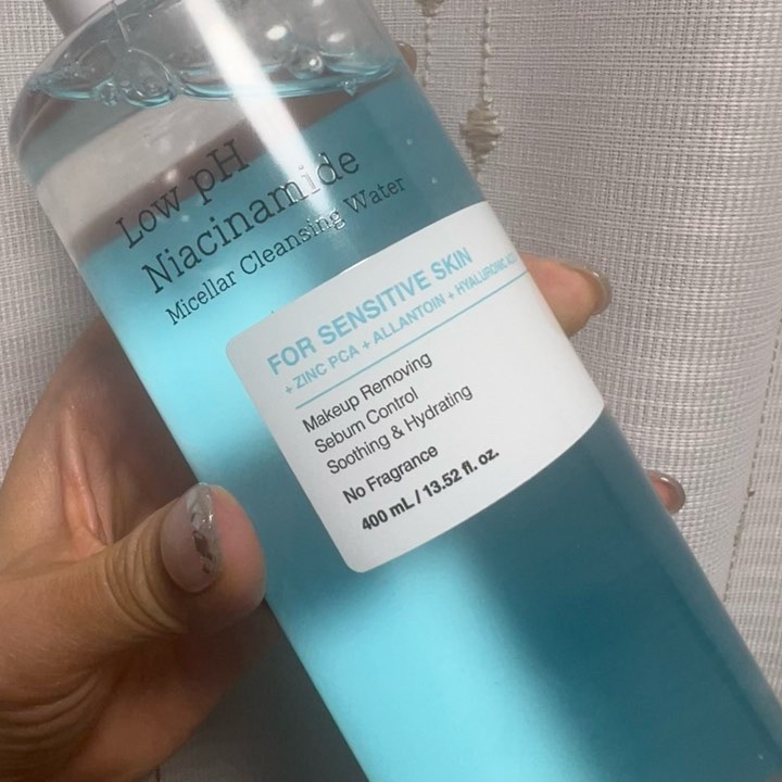 弱酸性 ナイアシンアミド ミセラークレンジングウォーター/COSRX/クレンジングウォーターを使ったクチコミ（2枚目）
