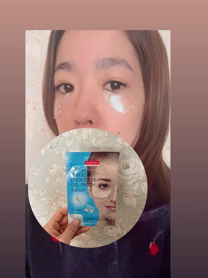 韓国キラキラ目元パック
.
キラキラしててかわいい🥰🥰🥰
.
動画加工なし🎥