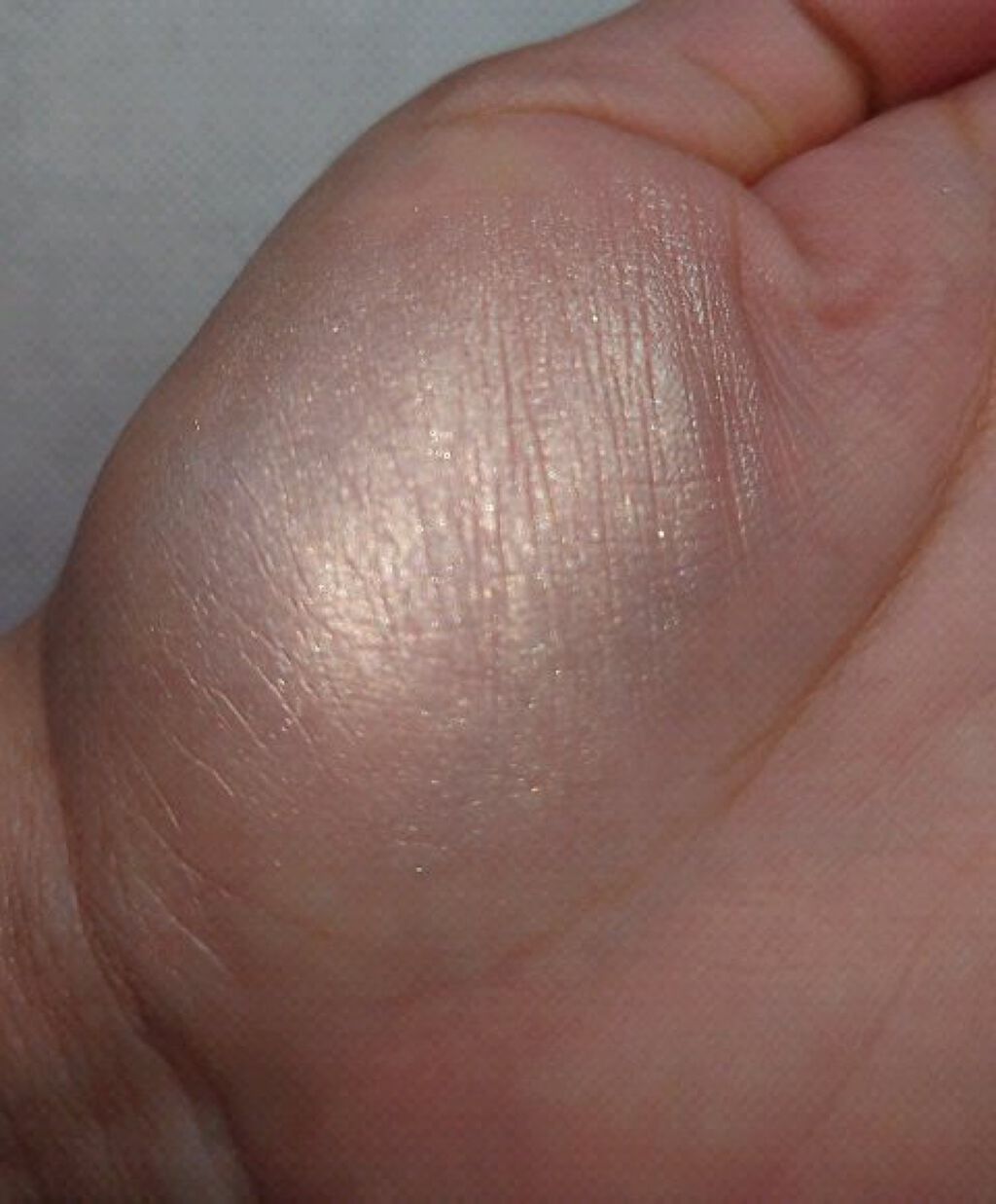 MegaGlo Highlighting Powder/wet 'n' wild/パウダーハイライトを使ったクチコミ（3枚目）