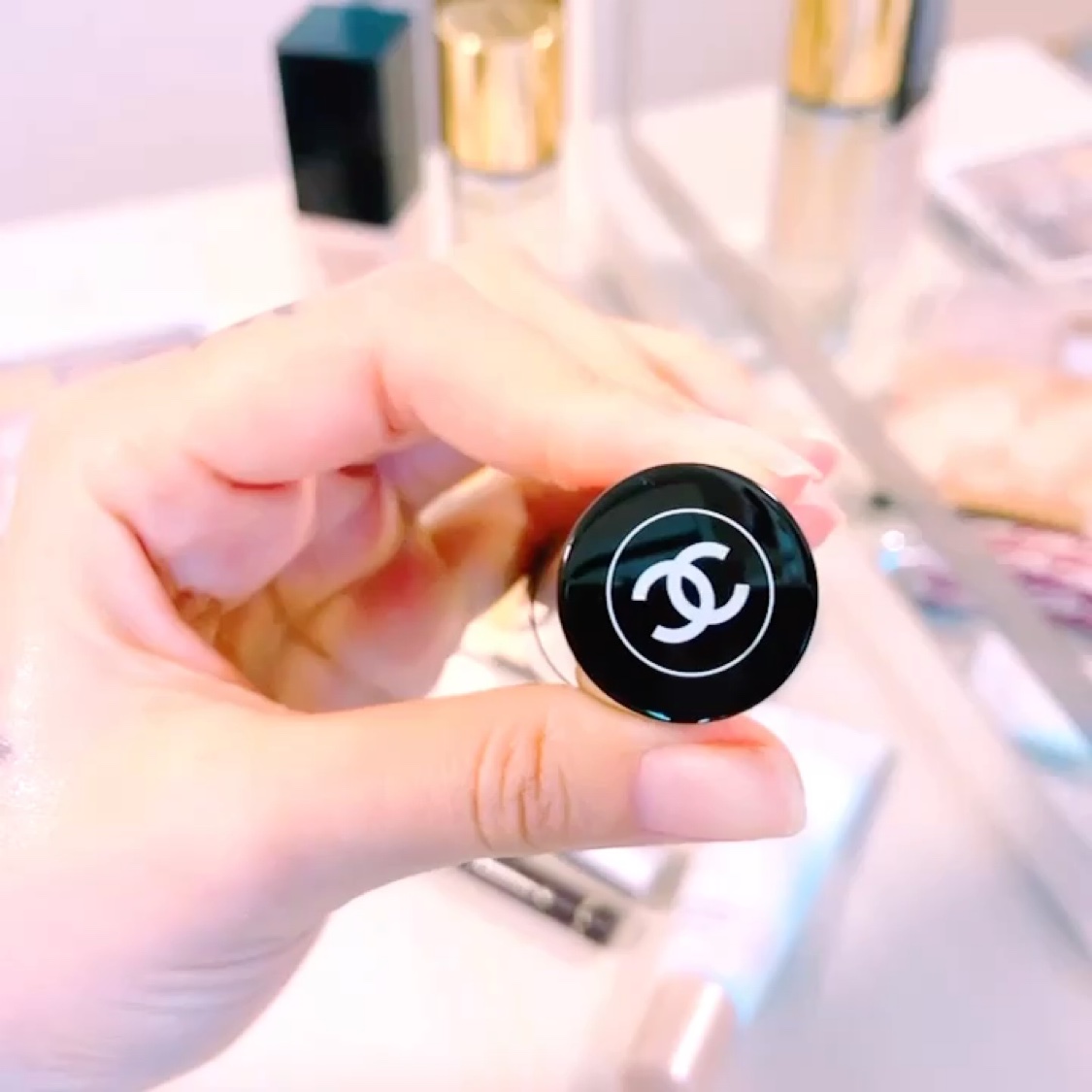 ボーム エサンシエル/CHANEL/スティックハイライトを使ったクチコミ（1枚目）