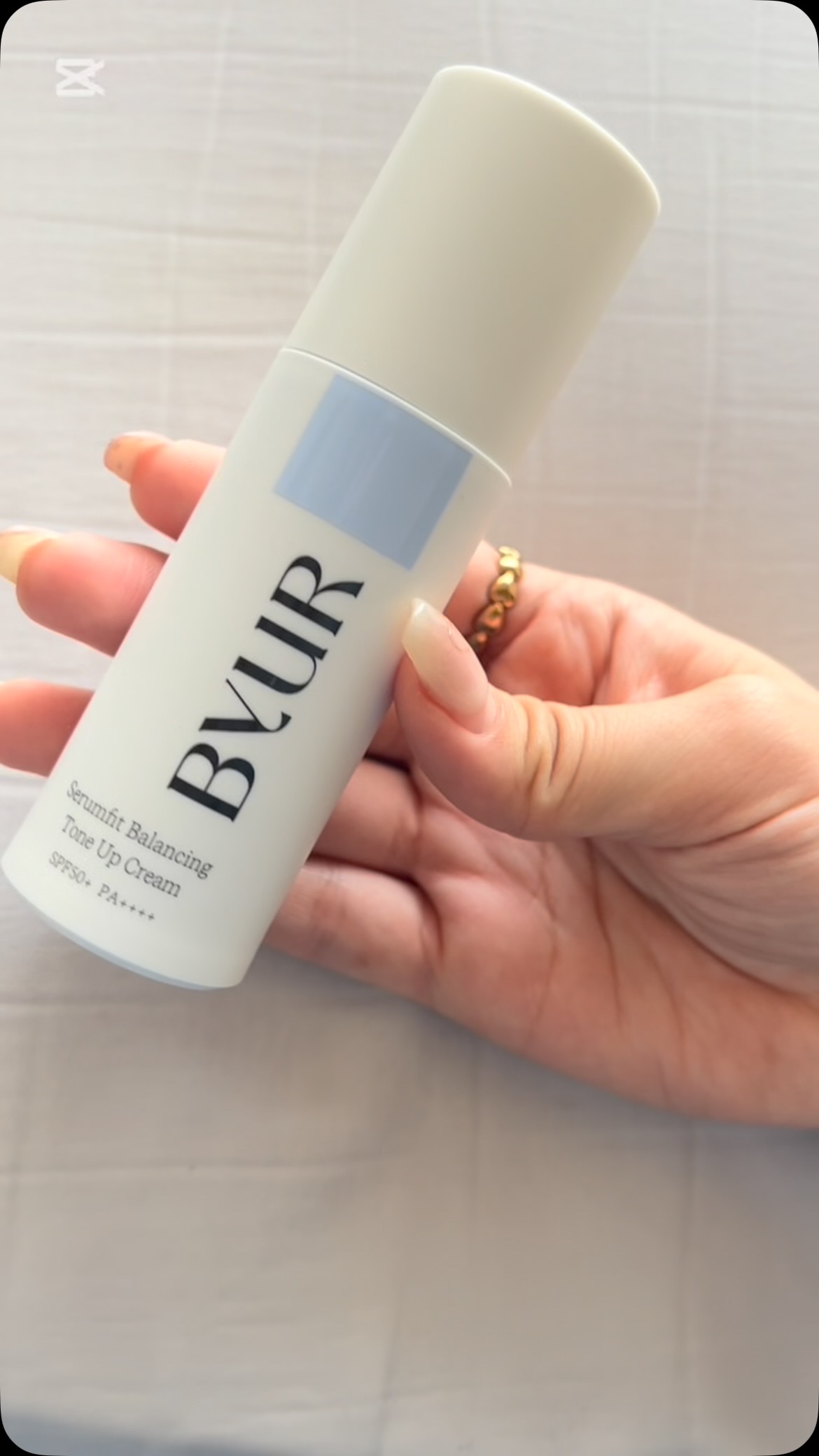 セラムフィット バランシング トーンアップクリーム/ByUR/化粧下地の人気ショート動画