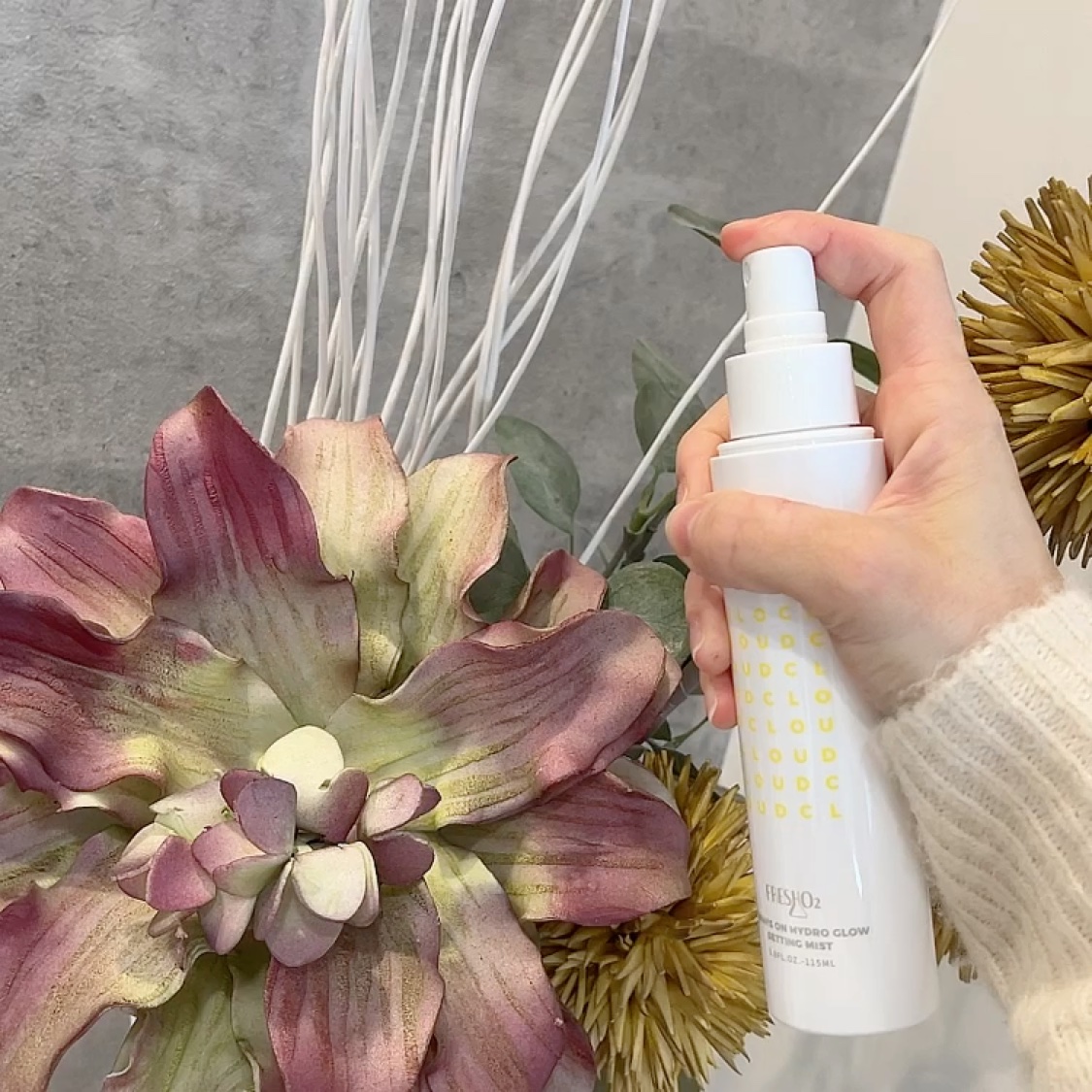 クラウドオールウェイズオン クッションファンデ ーション/FRESHO2/クッションファンデーションの動画クチコミ1つ目