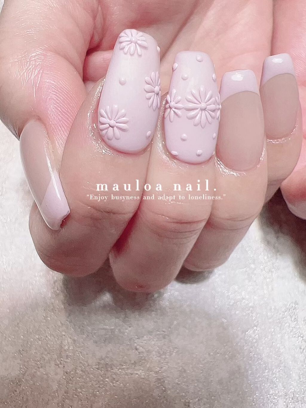 #フレンチネイル,#ネイル,#アートネイル,#春ネイル,#ミラーアートネイル,#白フレンチネイル,#フレンチネイル,#ピンクネイル,#ミラーネイル,#手書きアートネイル,#刺繍ネイル,#ミラーネイル,#シルバーアクセネイル,#春ネイル,#天王寺ネイルのネイルデザイン