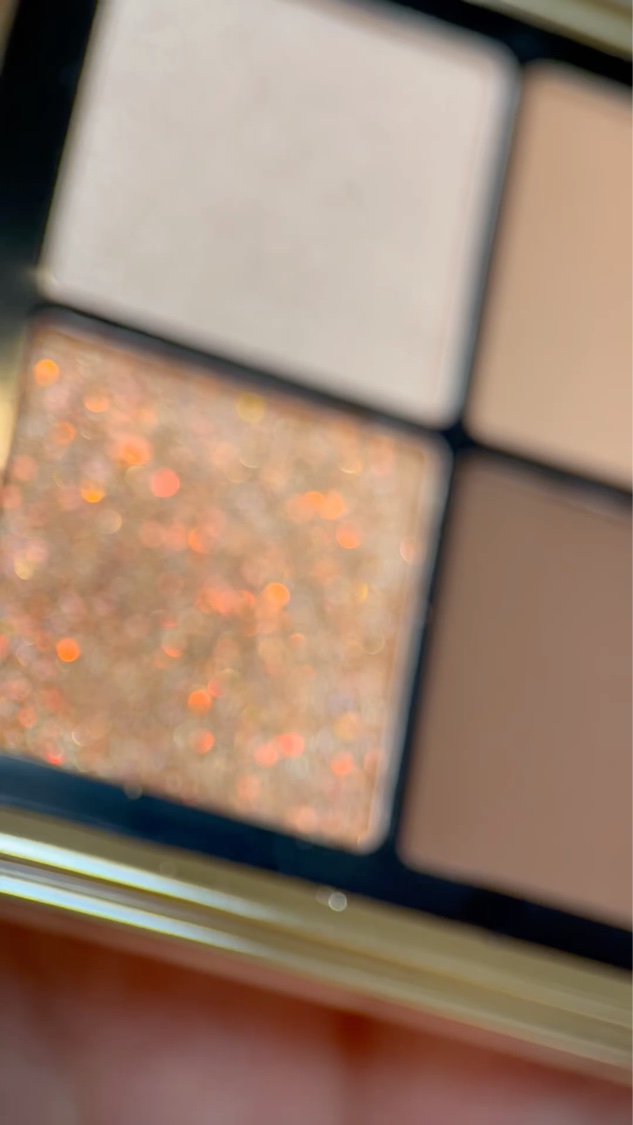 4色アイシャドウパレット/MOKA Japan cosmetics/アイシャドウパレットの動画クチコミ1つ目