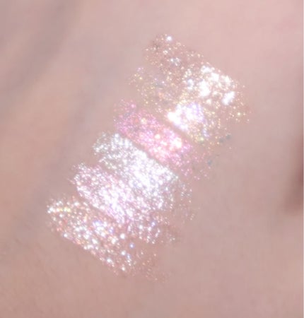 グリッター イルミネーションライナー R/CipiCipi/リキッドアイライナーを使ったクチコミ(2枚目)