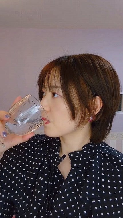 メロウデューイリップブラー/SISTER ANN/口紅の人気ショート動画