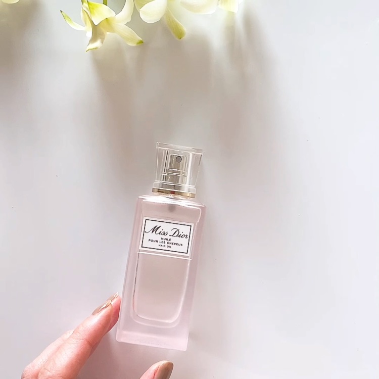 【旧】ミス ディオール ヘア ミスト/Dior/ヘアミストを使ったクチコミ（2枚目）