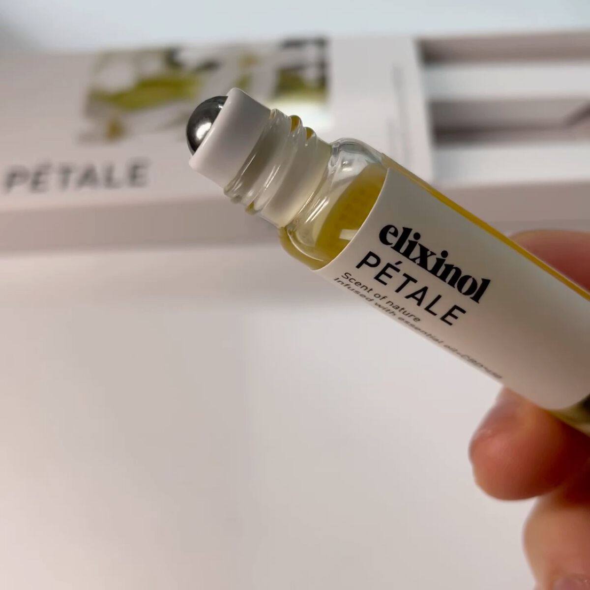 ボタニカルCBDフレグランス/エリクシノール/その他の動画クチコミ2つ目