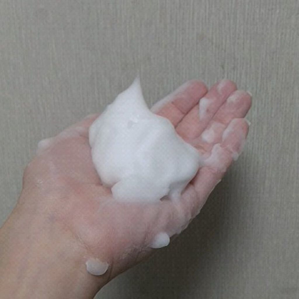 エッセンスイン クレンジングフォーム/d プログラム/洗顔フォームを使ったクチコミ（3枚目）