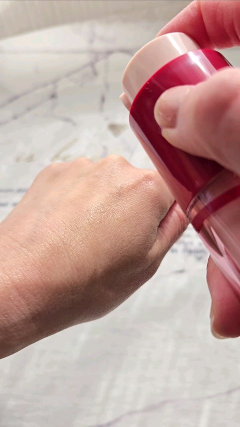 プラムペプチドブースター2000S/Isntree/美容液の動画クチコミ1つ目