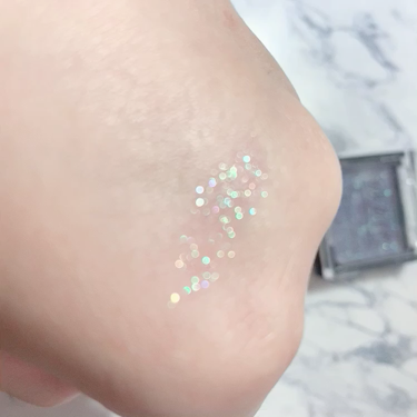 UR GLAM　POWDER EYESHADOW/U R GLAM/シングルアイシャドウの動画クチコミ4つ目