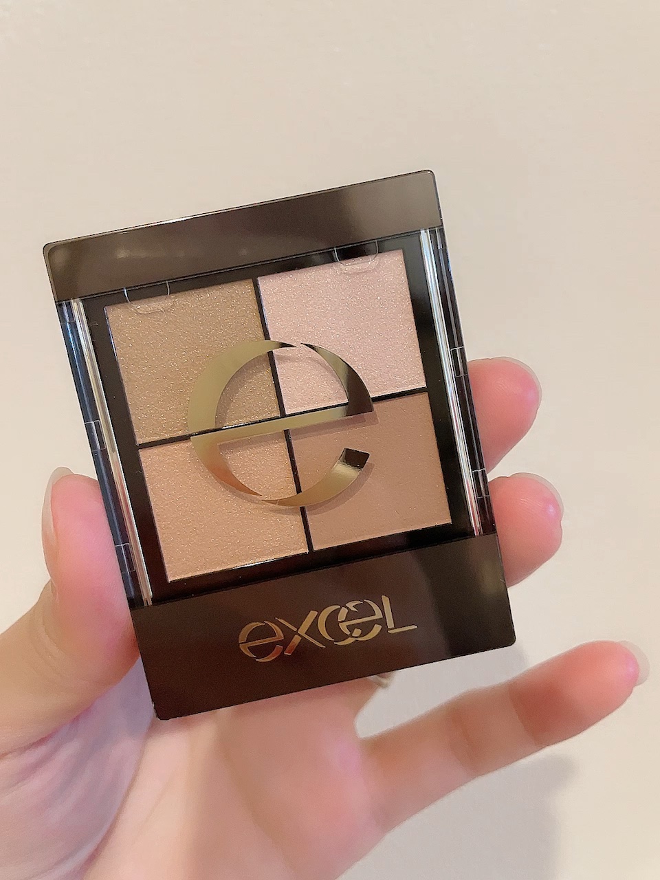 リアルクローズシャドウ/excel/アイシャドウパレットを使ったクチコミ（1枚目）