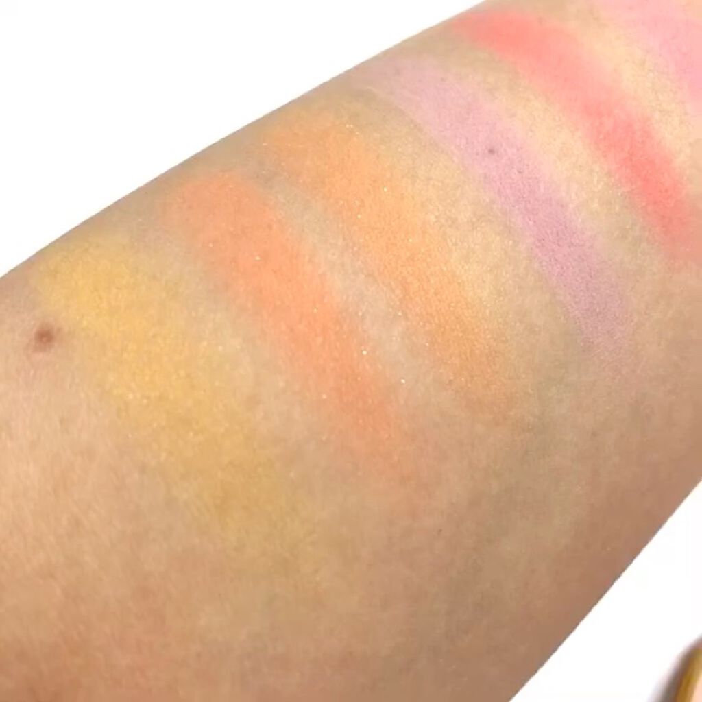 ワンタッチピャムピャムデュオチーク/CHICAY CHICO/パウダーチークの動画クチコミ1つ目