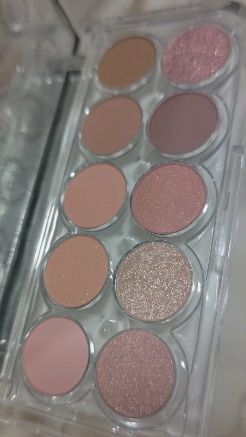 ライトオンアイズシャドウパレット/ルミル/アイシャドウパレットを使ったクチコミ（1枚目）