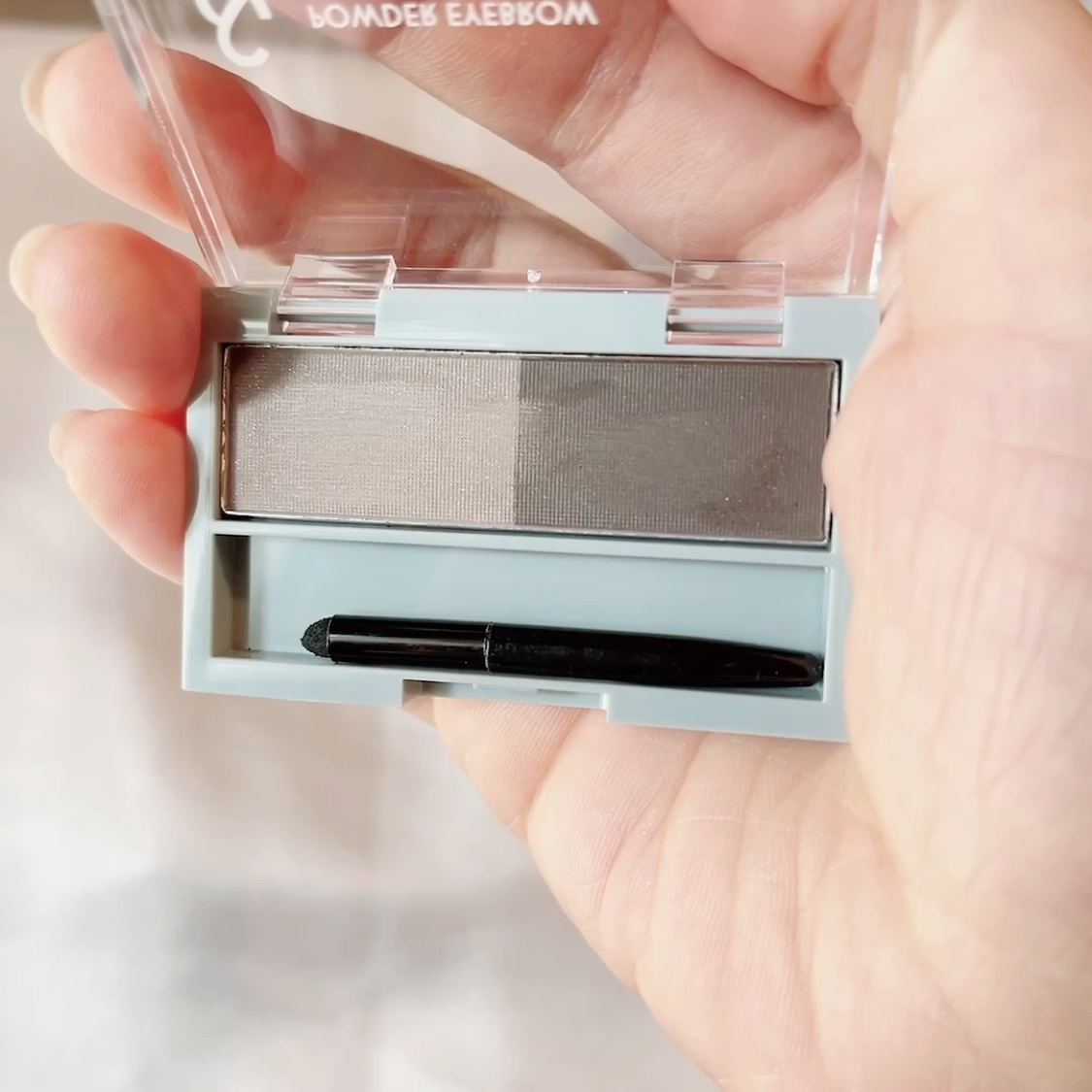 &. パレット眉パウダー/DAISO/パウダーアイブロウの動画クチコミ2つ目