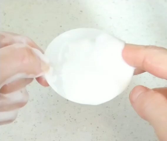 デイリーマイクロフォリエント/ダーマロジカ/洗顔パウダーの動画クチコミ3つ目