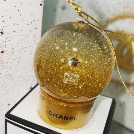 シャネル N°5 ロー オードゥ トワレット (ヴァポリザター) 100ml シャネル N°5 ロー オードゥ トワレット (ヴァポリザター) 100ml