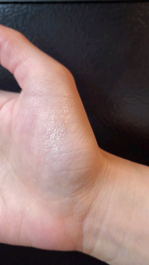 リュクスアイシャドウ/BOBBI BROWN/単色アイシャドウを使ったクチコミ（2枚目）