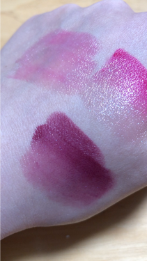 ラ プティット ローブ ノワール リップ カラーインク/GUERLAIN/口紅の動画クチコミ1つ目