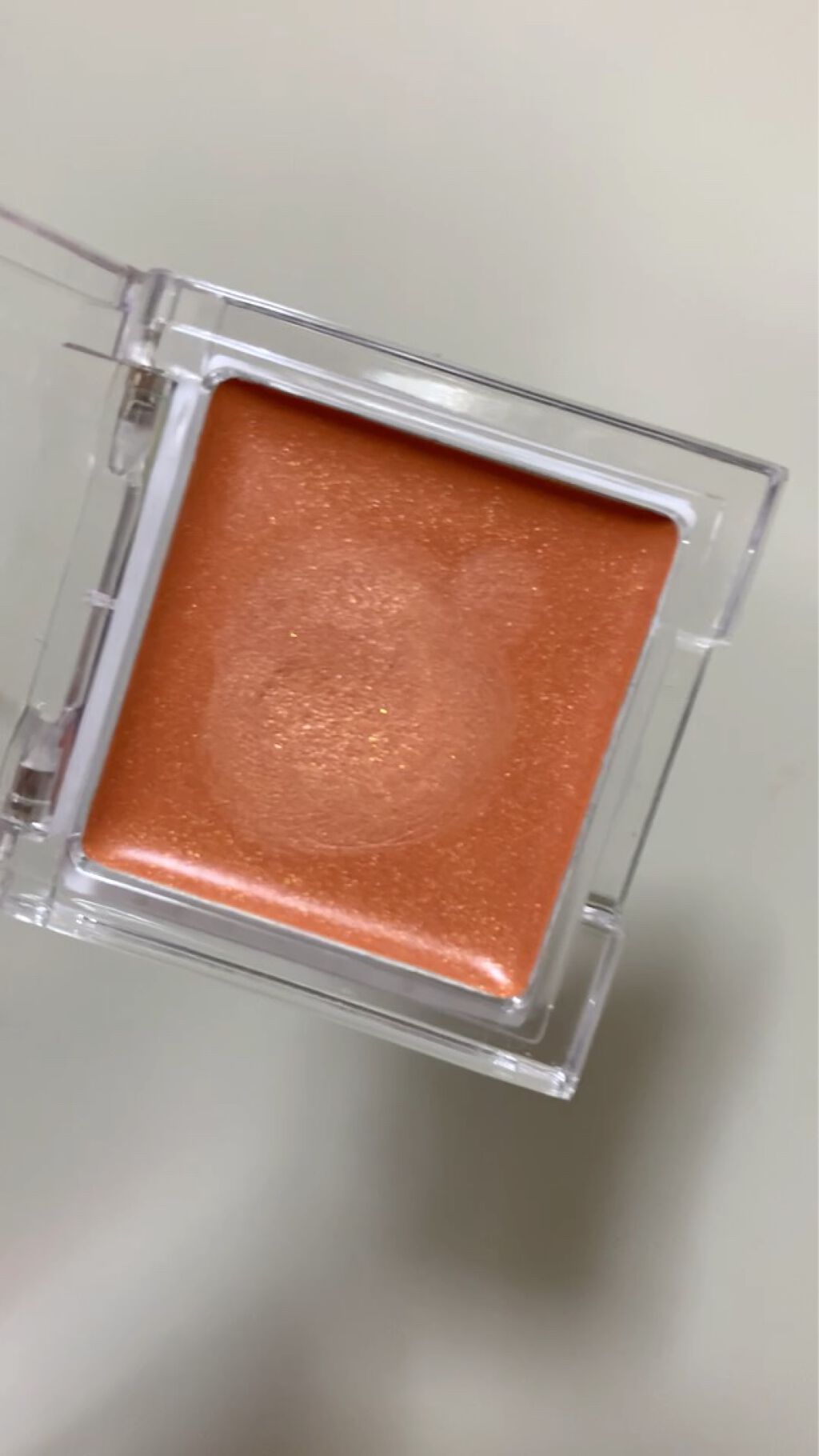 アイシャドウ/and us/単色アイシャドウの動画クチコミ2つ目