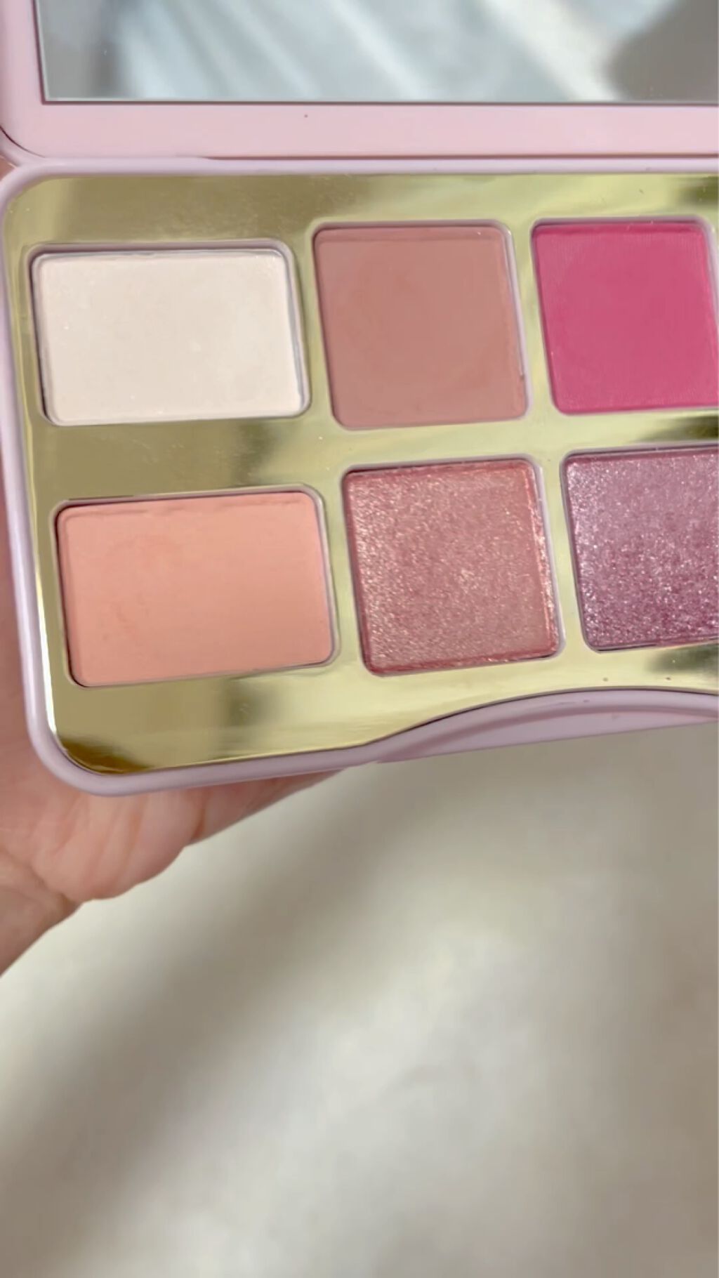 ビー マイ ラヴァ― ミニ アイシャドウ パレット/Too Faced/アイシャドウパレットの動画クチコミ2つ目