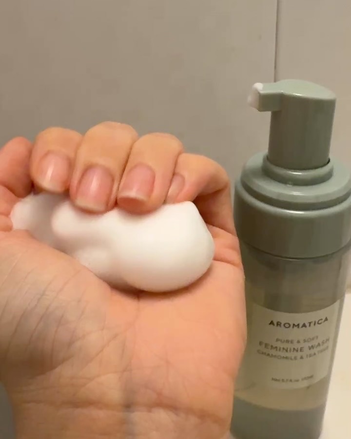 ピュア＆ソフトフェミニンウォッシュ /AROMATICA/デリケートゾーンケアを使ったクチコミ（2枚目）