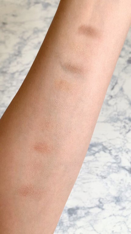 ル・ヌフ・ジバンシイ/GIVENCHY/アイシャドウパレットの人気ショート動画