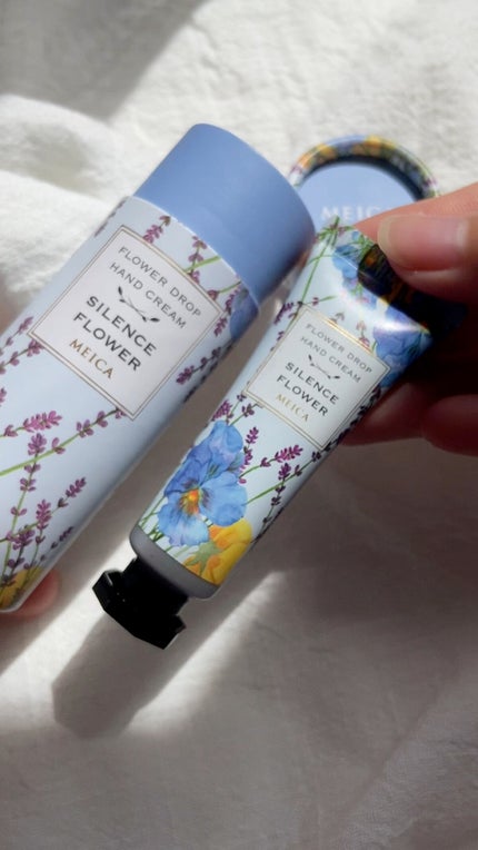 MEICA ハンドクリームのクチコミ「超ミニサイズが便利すぎる!最近愛用しまくっているハンドクリーム🥺💓
ミニミニサイズのハンドクリ.....」(1枚目)