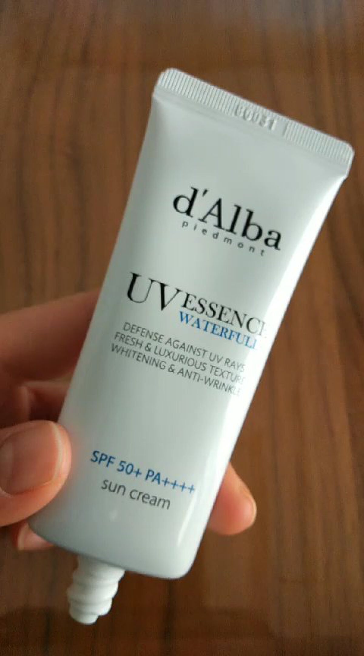 ダルバ ウォータフル エッセンス サンクリーム/ダルバ/日焼け止めクリームの人気ショート動画