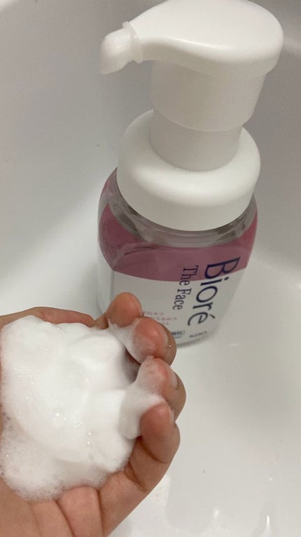 ビオレ ザフェイス 泡洗顔料 ディープモイスト/ビオレ/泡洗顔の人気ショート動画