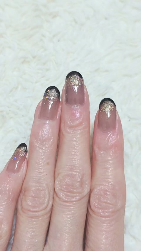 gene TOKYO ネイル/DAISO/マニキュアの動画クチコミ4つ目