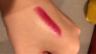 リップ フラッシュ ビッテン ストロボ/MAYBELLINE NEW YORK/口紅を使ったクチコミ(3枚目)