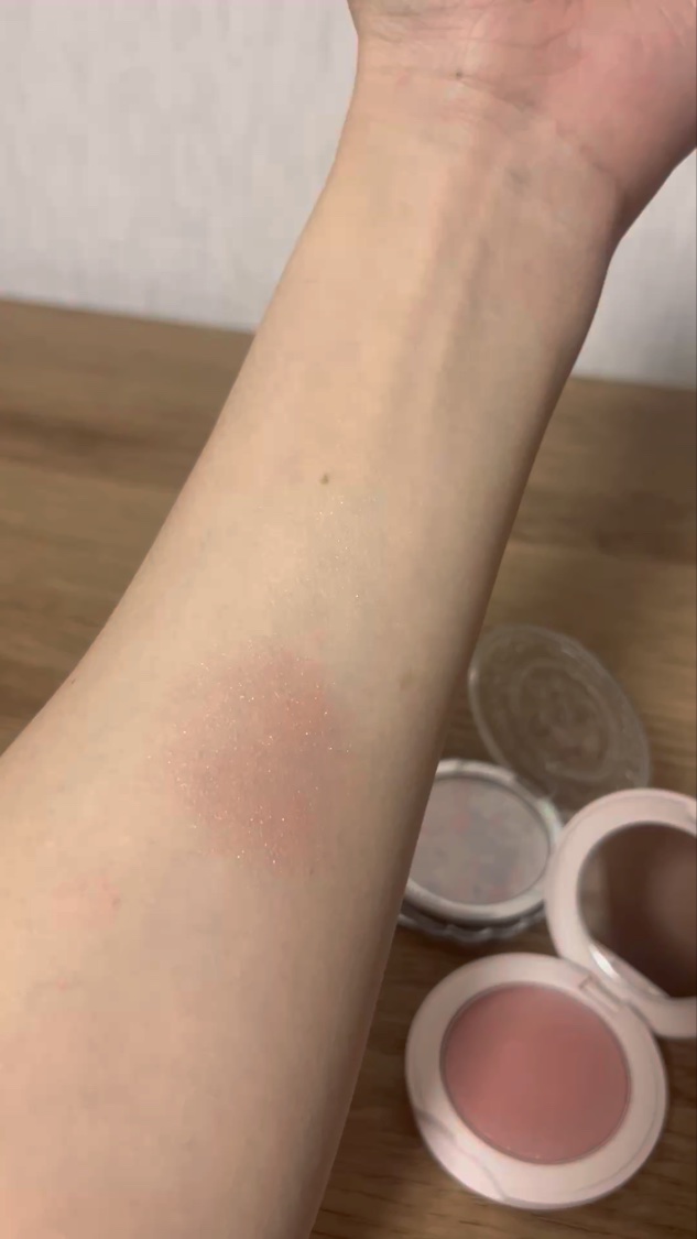 ジルスチュアート ニュアンスパール ハイライター/JILL STUART/パウダーハイライトを使ったクチコミ（3枚目）