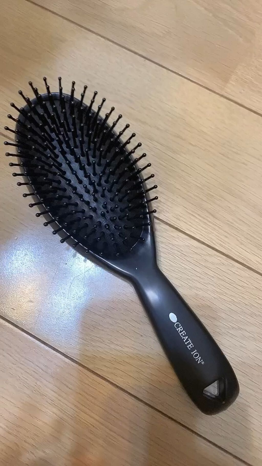 クレイツイオン ヘアエッセンスブラシ/クレイツ/ヘアブラシを使ったクチコミ（1枚目）