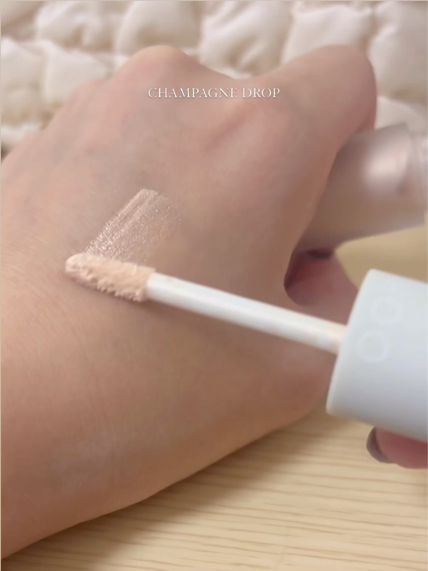 マルチグロウハイライター/U/CHOO/リキッドハイライトの動画クチコミ1つ目